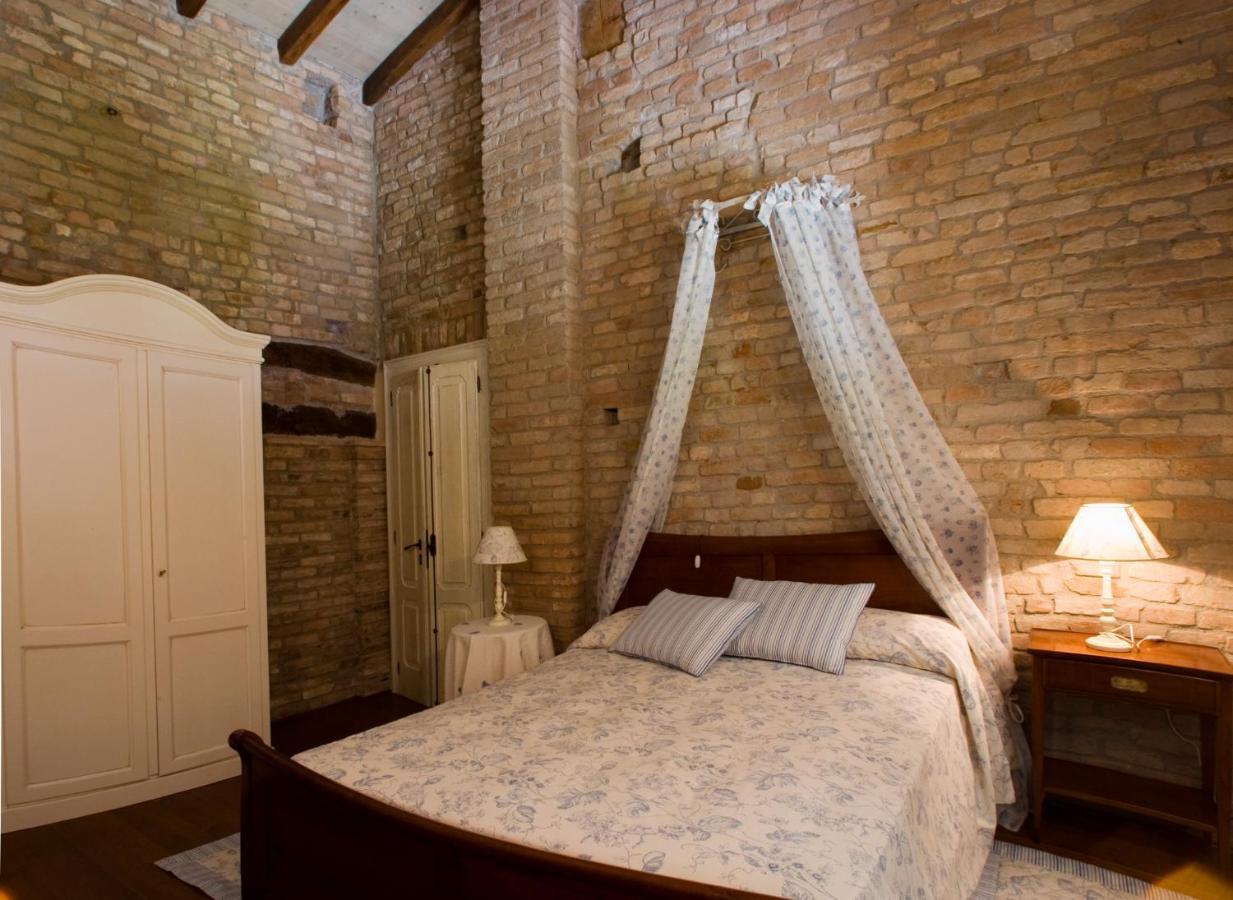 Hospitale I Mori Bed & Breakfast Asola Eksteriør bilde